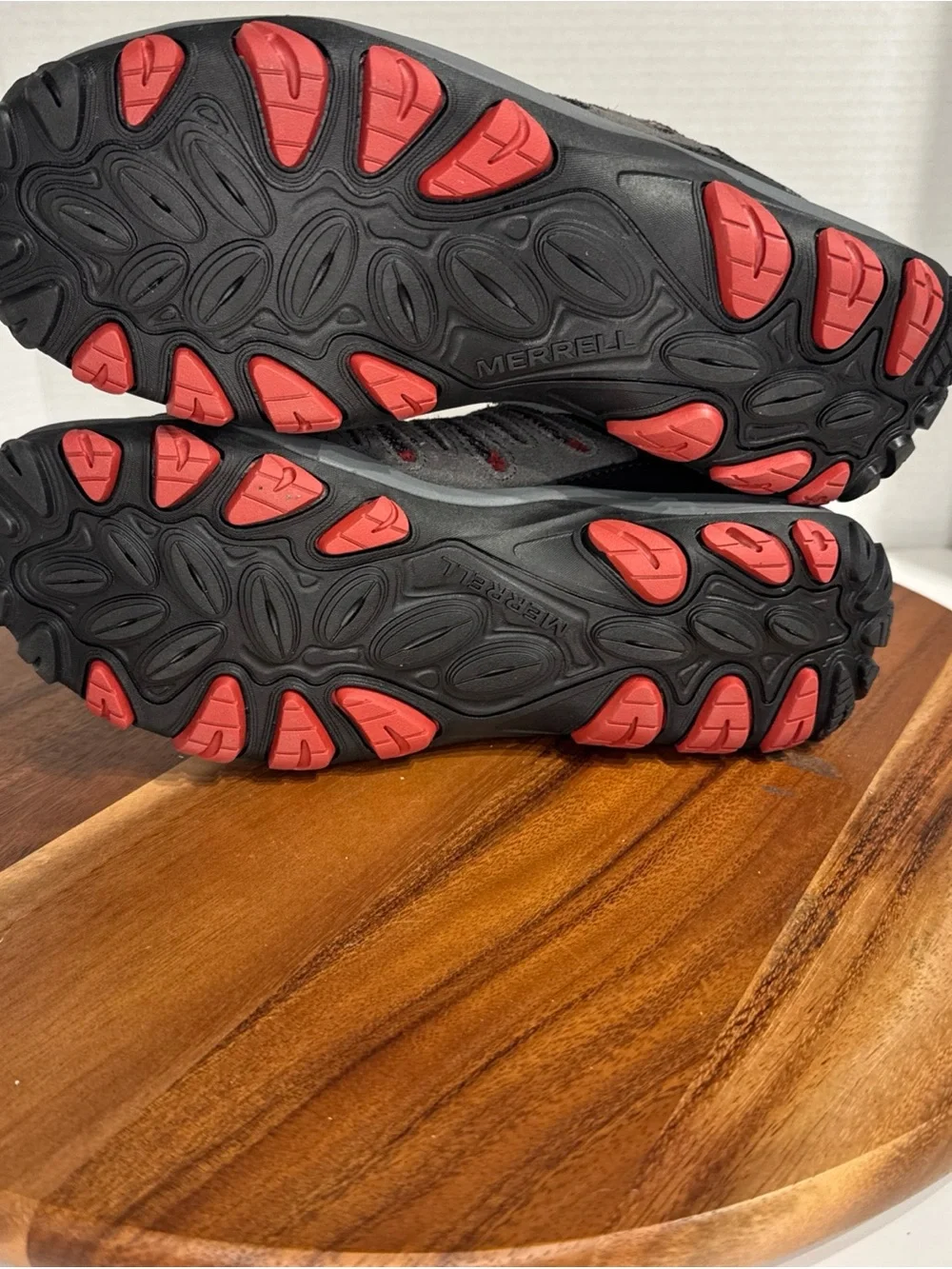 Merrell low cut